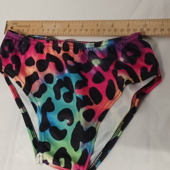 Girls swimsuit set size 7 - 8  Cheetah print EUC. - Picture 3 of 7
